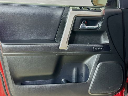 Certified 2017 Toyota 4Runner Limited image 11