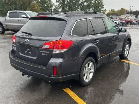 Used 2013 Subaru Outback 3.6R Limited image 15