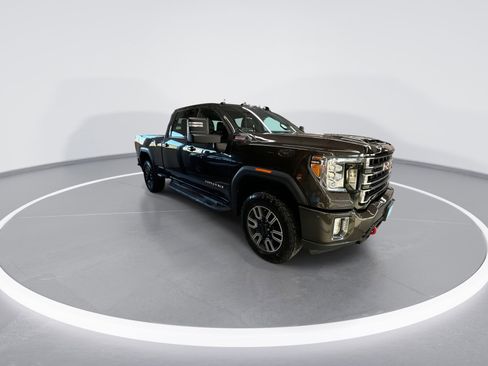 Used 2020 GMC Sierra 3500 AT4 w/ AT4 Premium Package image 2