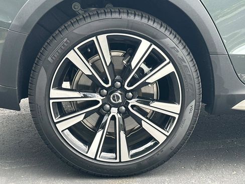 Certified 2026 Volvo V60 B5 Cross Country Ultra w/ Climate Package AWD/4WD image 27