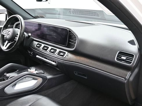 Used 2022 Mercedes-Benz GLE 350 4MATIC w/ Premium Package image 40