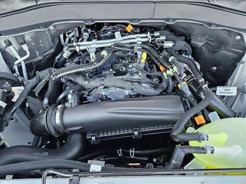 New 2026 Ford Explorer Tremor w/ Tremor Convenience Package image 17