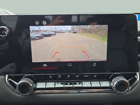 Used 2025 GMC Canyon Elevation w/ Convenience Package image 23