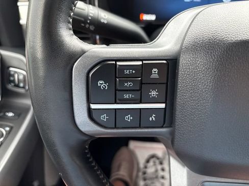 Used 2024 Ford F350 Lariat w/ Lariat Ultimate Package AWD/4WD image 11