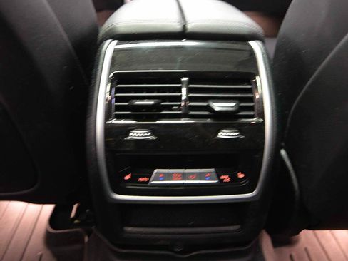 Used 2023 BMW X5 xDrive45e AWD/4WD image 10