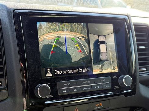 Used 2023 Nissan Frontier PRO-4X w/ Pro Convenience Package image 10