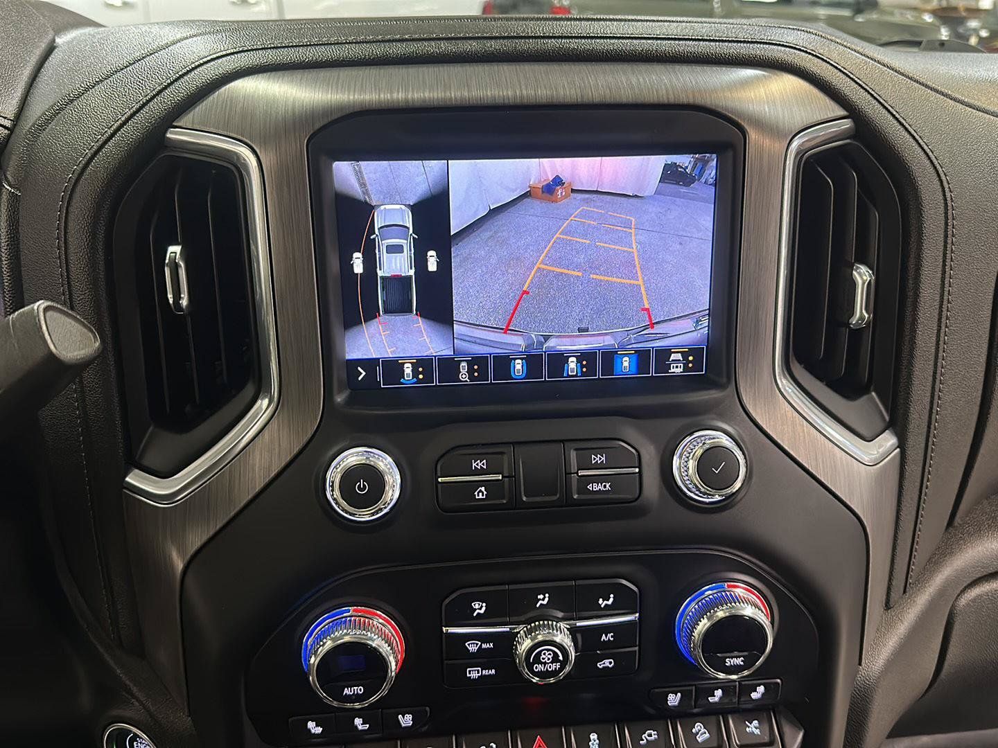 Used 2020 GMC Sierra 1500 Denali w/ Denali Ultimate Package AWD/4WD image 25