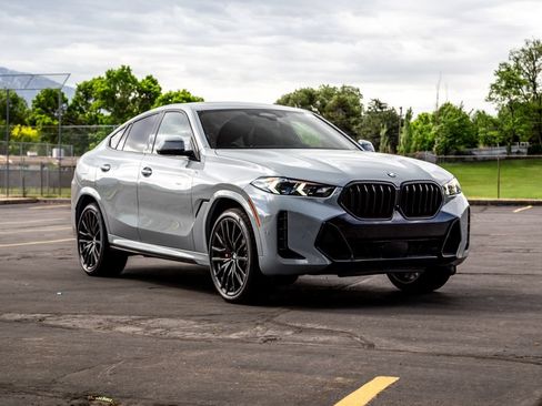 New 2027 BMW X6 xDrive40i w/ Executive Package AWD/4WD image 7