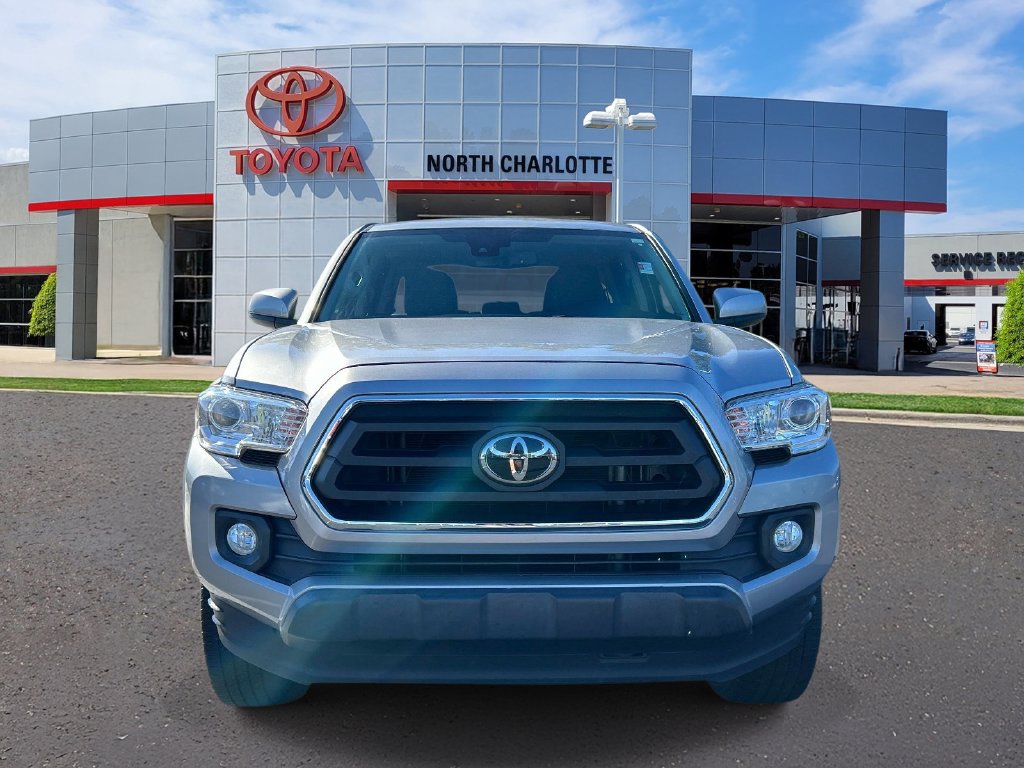 Used 2021 Toyota Tacoma SR5 RWD image 2