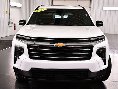 New 2026 Chevrolet Traverse LT AWD/4WD image 2