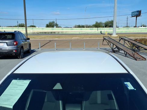 Used 2021 Honda Civic Sport image 10