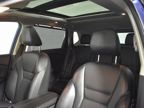 Used 2021 Nissan Rogue SV w/ Premium Package image 8