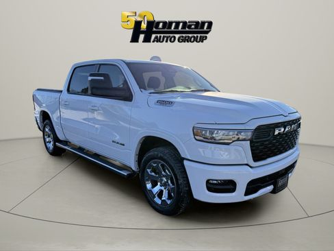 Used 2025 RAM 1500 Big Horn AWD/4WD image 7