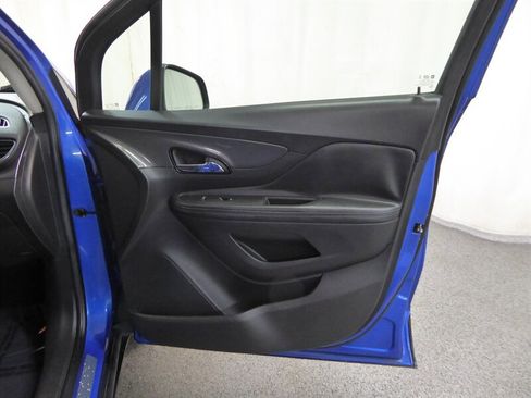 Used 2017 Buick Encore Preferred image 27