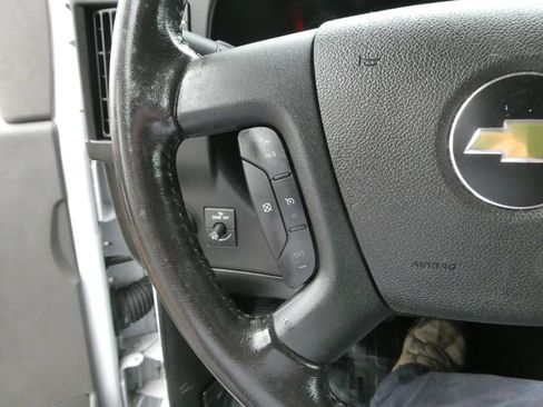 Used 2021 Chevrolet Express 2500 w/ Driver Convenience Package image 16