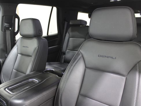 Used 2024 GMC Yukon Denali image 5