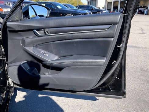 Used 2022 Honda Accord Sport image 24