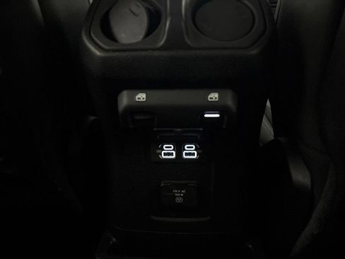 Used 2024 Jeep Wrangler Unlimited Rubicon 4xe AWD/4WD image 22