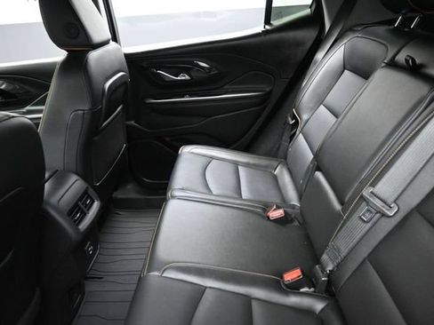 Used 2024 GMC Terrain AT4 AWD/4WD image 23