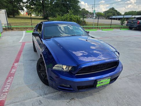 Used 2013 Ford Mustang Coupe RWD image 51