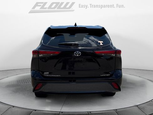 Used 2020 Toyota Highlander Limited FWD image 6
