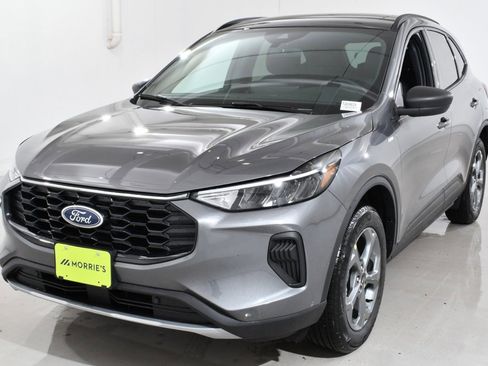 New 2026 Ford Escape ST-Line w/ Tech Pack #1 image 2