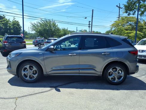 Used 2024 Ford Escape ST-Line w/ Tech Pack #1 FWD image 7