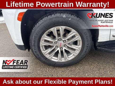 Used 2023 GMC Yukon SLT w/ SLT Luxury Package AWD/4WD image 16