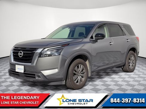 Used 2024 Nissan Pathfinder S AWD/4WD image 1