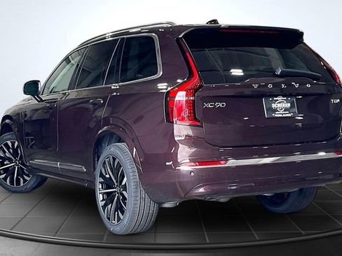 New 2026 Volvo XC90 T8 Ultra w/ Lounge Package AWD/4WD image 4
