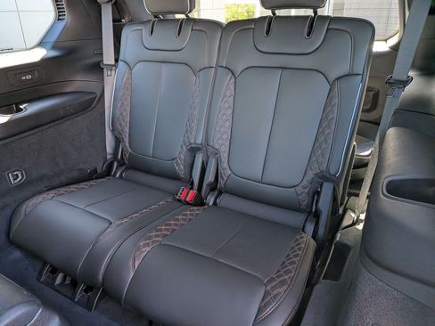 Used 2023 Jeep Grand Cherokee L Summit AWD/4WD image 30