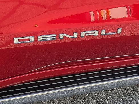 Used 2024 GMC Sierra 1500 Denali w/ Denali Reserve Package image 8