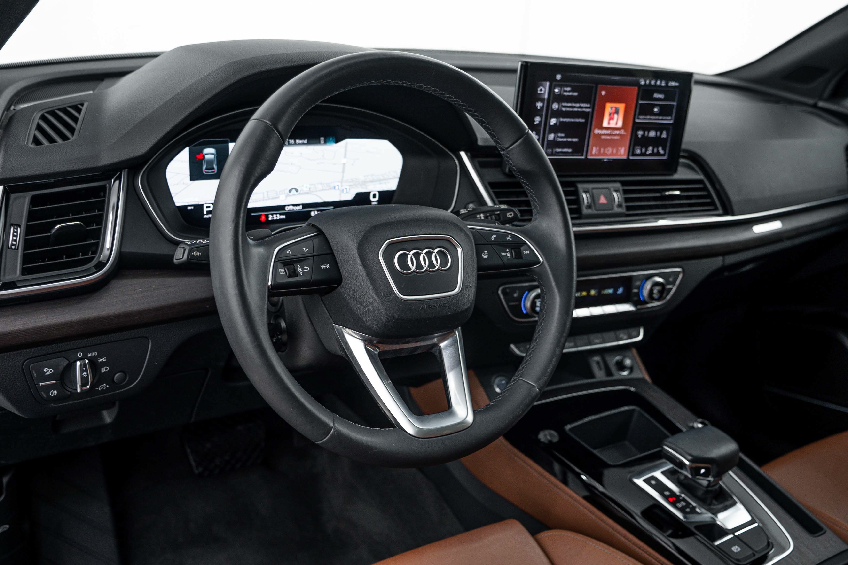 Certified 2024 Audi Q5 2.0T Premium Plus AWD/4WD image 9