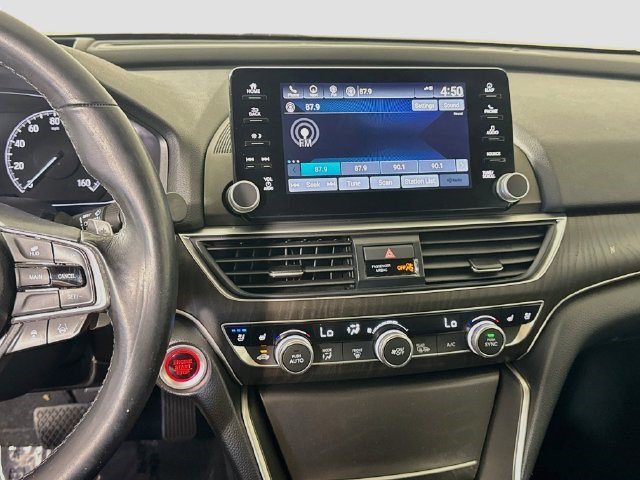Used 2020 Honda Accord Touring image 17