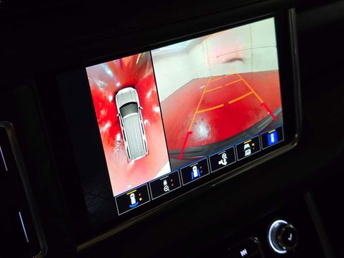 Used 2024 GMC Yukon XL Denali w/ Max Trailering Package image 35