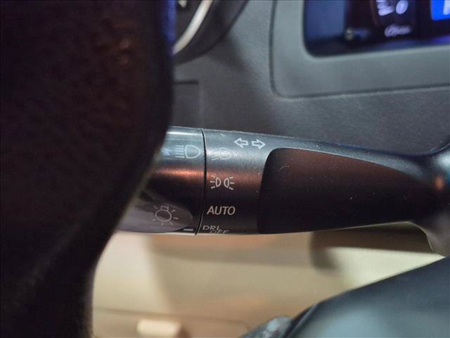 Used 2015 Toyota Camry LE FWD image 17