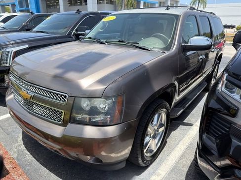 Used 2013 Chevrolet Suburban LT w/ All-Star Edition RWD image 1