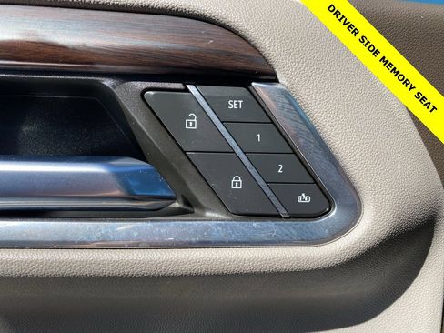 Used 2023 GMC Sierra 1500 SLT w/ SLT Premium Package image 17