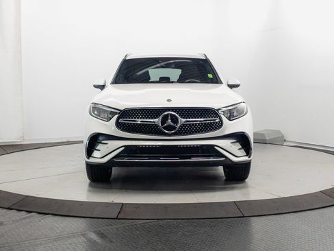 Used 2025 Mercedes-Benz GLC 350e 4MATIC w/ AMG Line image 2