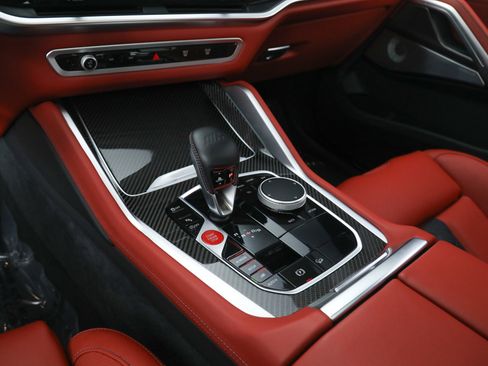 Used 2025 BMW X6 M Competition w/ Executive Package image 29