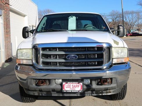Used 2002 Ford F250 Lariat image 3