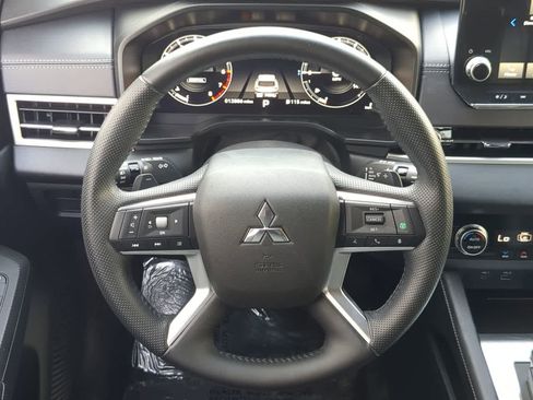 Used 2024 Mitsubishi Outlander SEL image 23