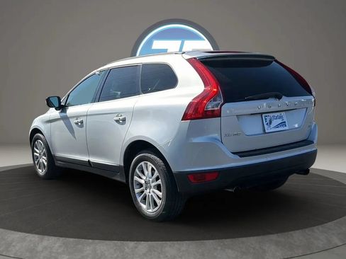 Used 2010 Volvo XC60 T6 AWD/4WD image 11