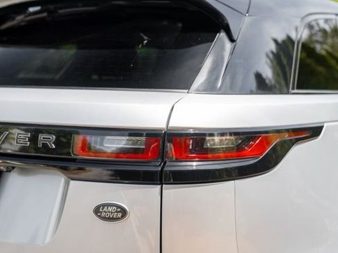 Used 2022 Land Rover Range Rover Velar S AWD/4WD image 17