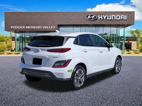 Certified 2023 Hyundai Kona SE w/ Cargo Package image 4