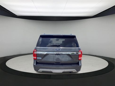 Used 2020 Ford Expedition XLT w/ Equipment Group 202A AWD/4WD image 7