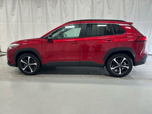 Used 2025 Toyota Corolla Cross AWD Hybrid w/ Convenience Package image 4