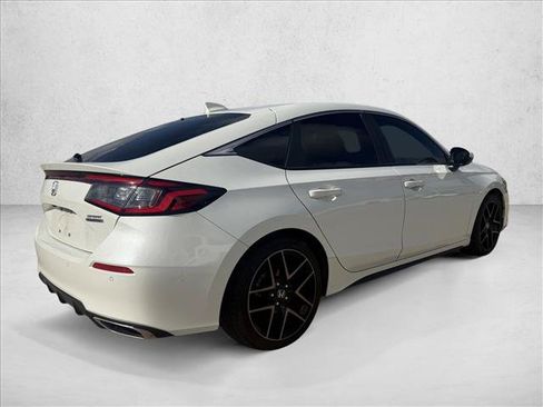 Used 2024 Honda Civic Sport Touring image 5