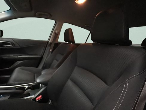 Used 2014 Honda Accord Sport image 13