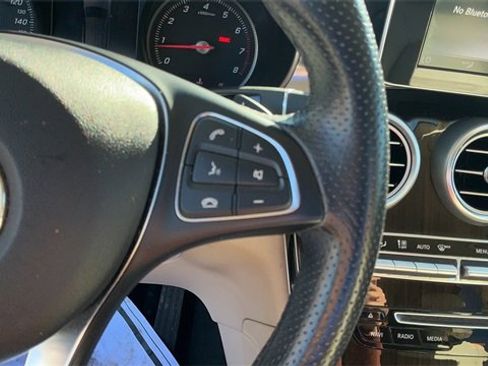 Used 2019 Mercedes-Benz GLC 300 image 19